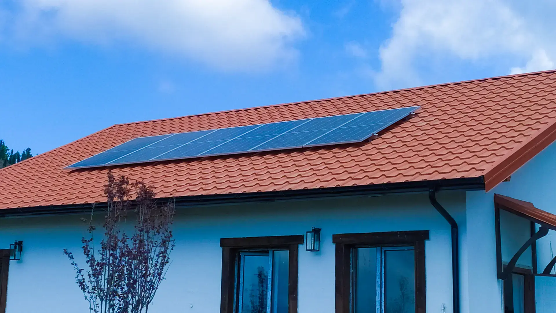 Laçın Şəhərində Fərdi Evlər Üçün 3 kVt Gücündə Günəş Enerjisi Layihələri 